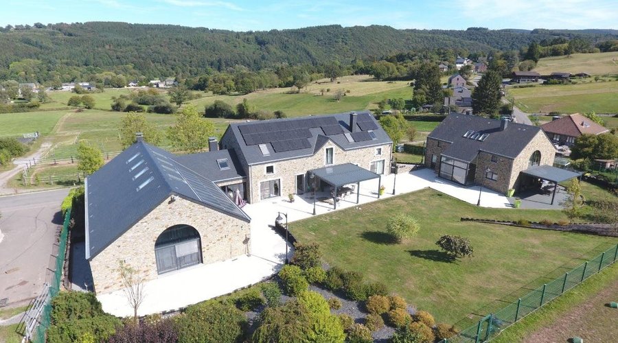 Achterzijde van onze accommodatie Cha Cha de Loup