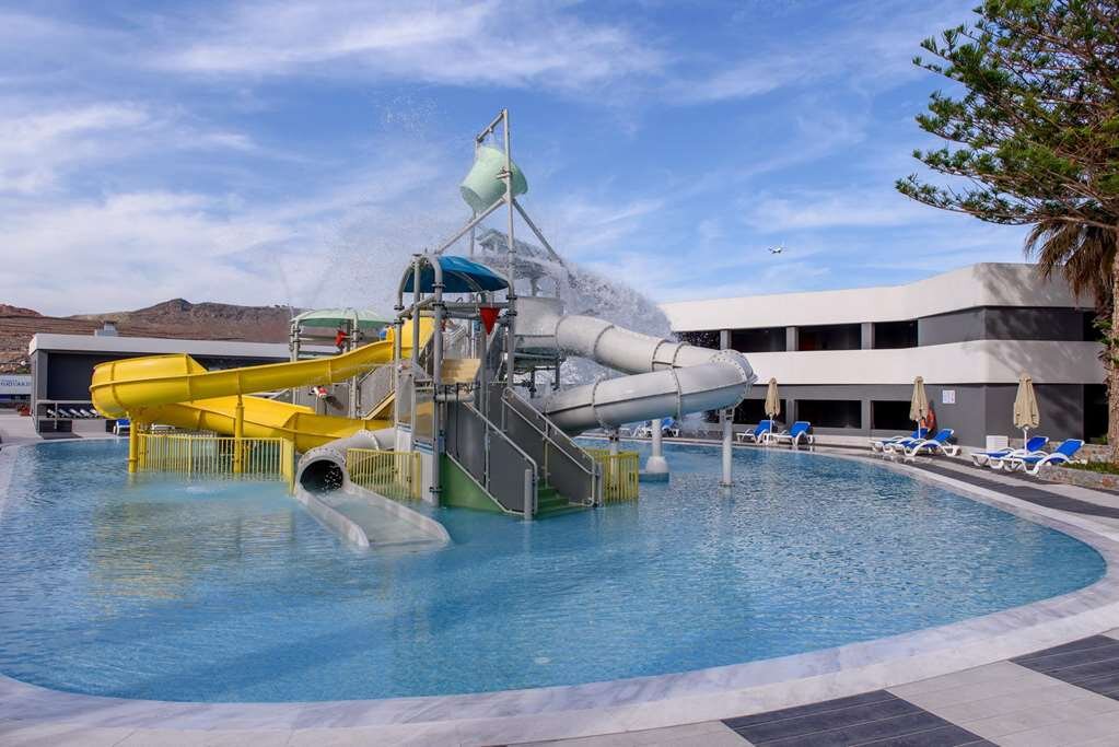 Hotel photo 9 of Arina Beach Resort.