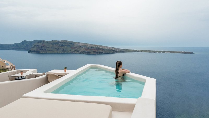 Santorini Apartments With Private Pool