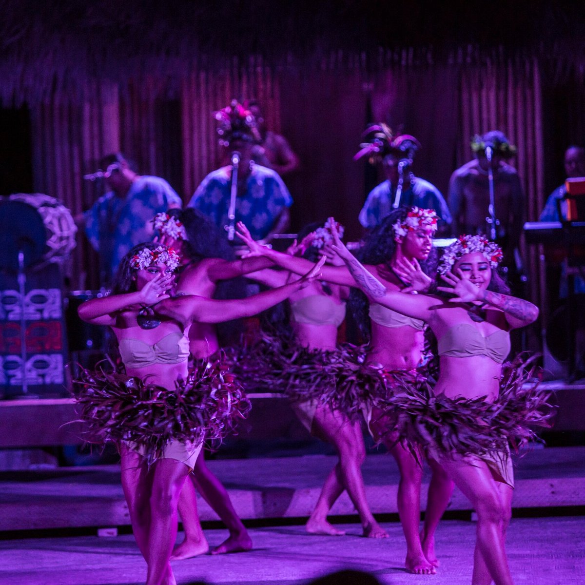 fish-eye-guam-island-cultural-dinner-show-piti-mariana-islands