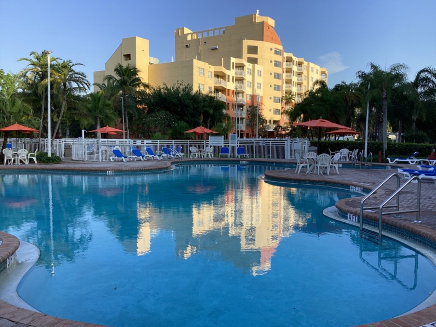 VACATION VILLAGE AT BONAVENTURE (Weston, FL) - foto's, reviews en