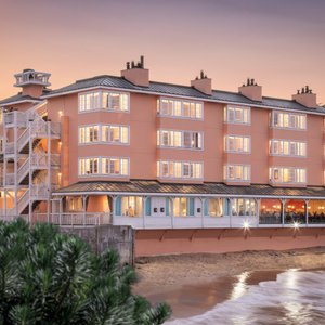 Spindrift Inn Exterior
