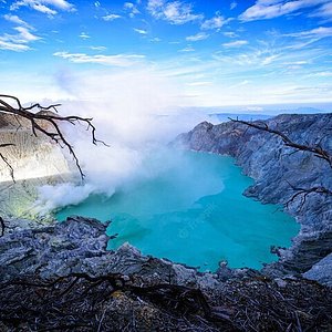 bali to ijen crater tour