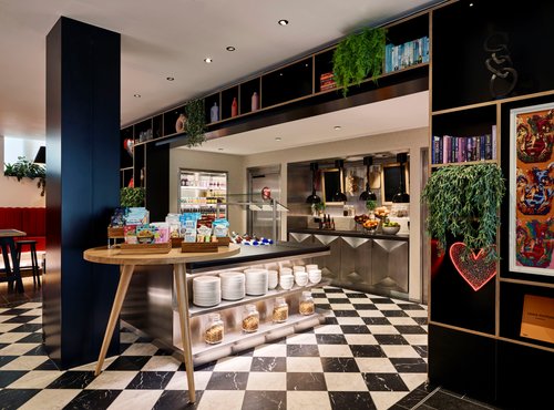 CITIZENM LONDON VICTORIA STATION $154 ($̶1̶8̶8̶) - Updated 2023 Prices ...