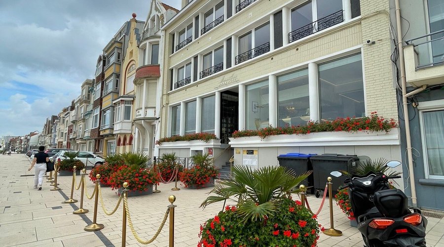 LE MERVEILLEUX - Updated 2025 Prices & Inn Reviews (Dunkirk, France) LE MERVEILLEUX - Updated 2025 Prices &  Inn Reviews (Dunkirk... 