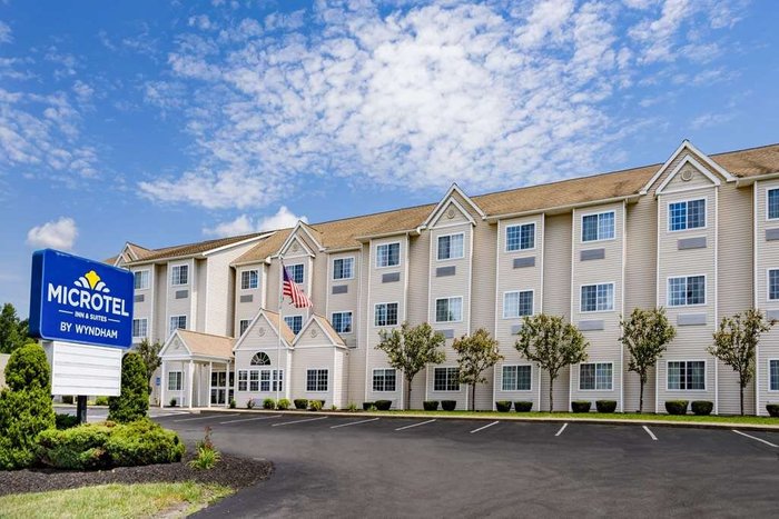 MICROTEL INN & SUITES BY WYNDHAM JOHNSTOWN $128 ($̶1̶4̶2̶) - Updated ...