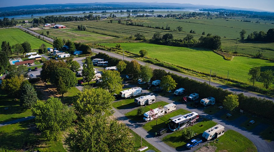 Our Campground
 At Rolling Hills RV Park and Campground we are an adults only park. (18+) We offer a slower pace with an ability to unplug and catch up with friends. Swim laps in our pool or enjoy the beautiful vistas while floating about. Pick up a book you've been wanting to read and enjoy the birds chirping across the way. Take a leisurely stroll and soak in the natural beauty that Rolling Hills offers. Looking for a new activity? Perhaps try a game of bocce ball then cool off in the pool. Cap