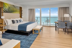 Room & Suite