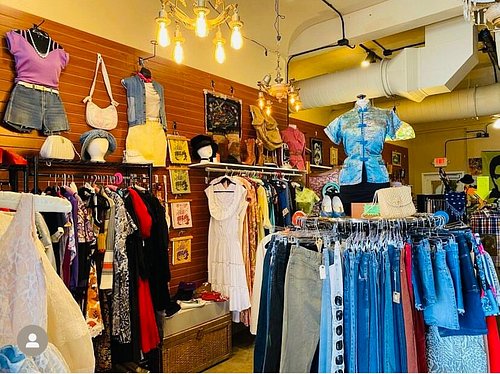 THE 10 BEST Green Bay Gift & Specialty Shops (Updated 2023)