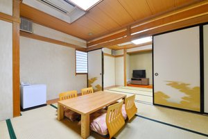 Room & Suite
