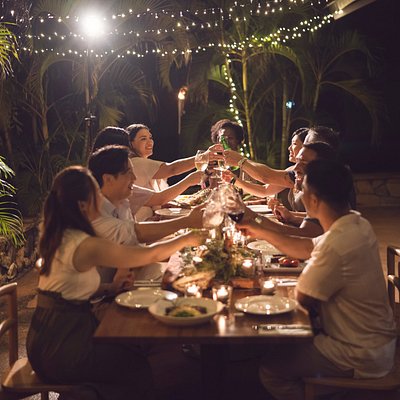Table of people at Cooinda Lodge Kakadu