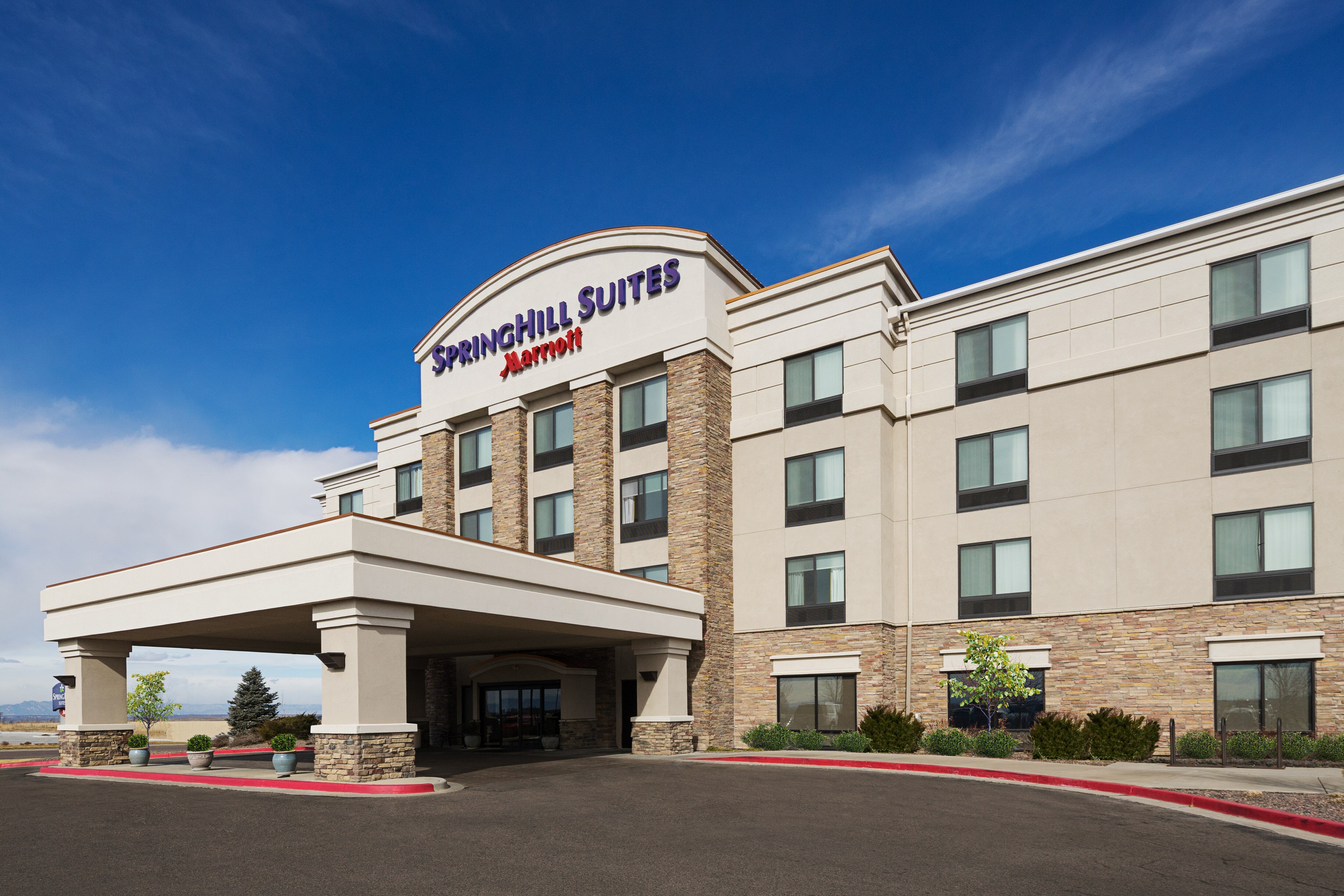 SPRINGHILL SUITES BY MARRIOTT DENVER AIRPORT 125 1 4 0 Updated   Entrance 