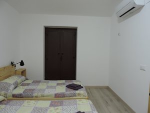 Room & Suite