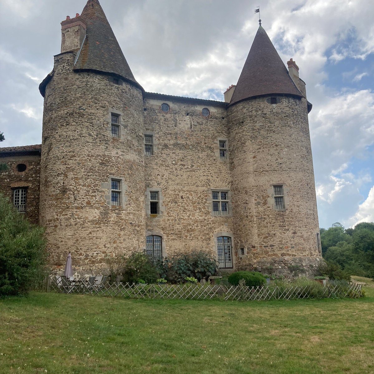 Château De L'espinasse (SaintBeauzire) Lohnt es sich? (Mit fotos)