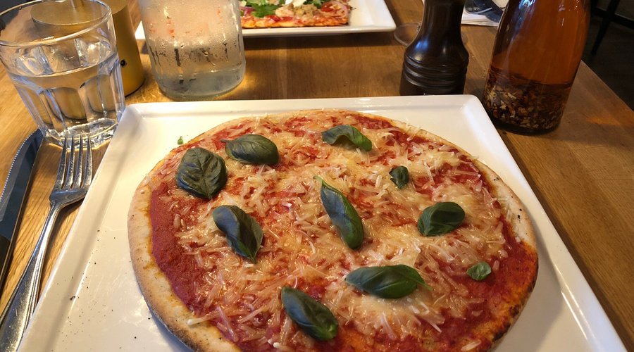 PIAZZETTA RESTAURANT, Mont-Saint-Hilaire - 365 Sir-Wilfrid-Laurier Blvd - Menu, Prices & Restaurant Reviews - Tripadvisor