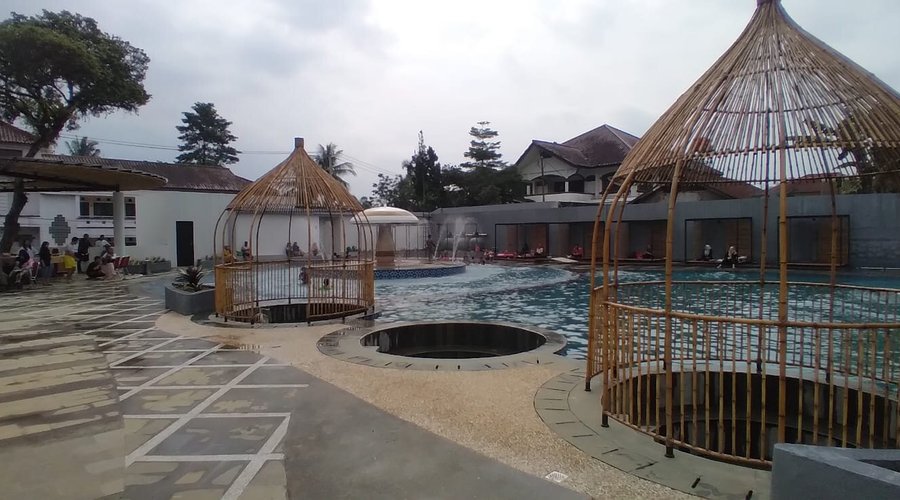Kolam renang