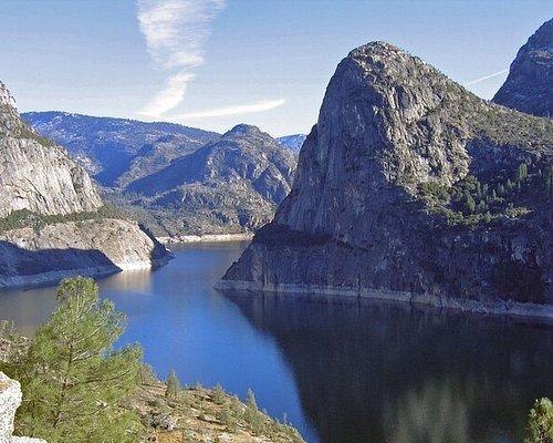 yosemite national park guided hiking tours