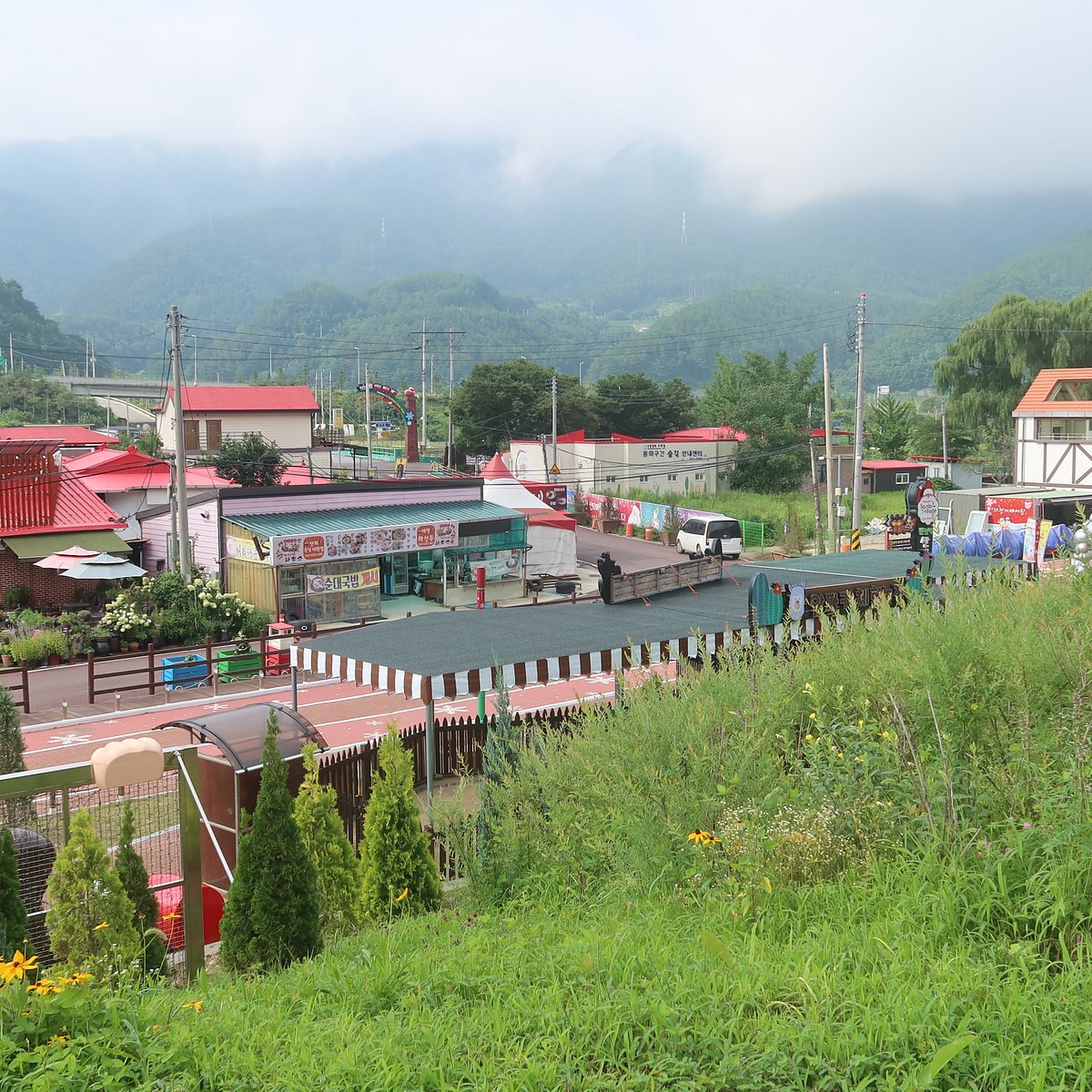 BUNCHEON SANTA VILLAGE (Bonghwa-gun) - All You Need to Know BEFORE You Go