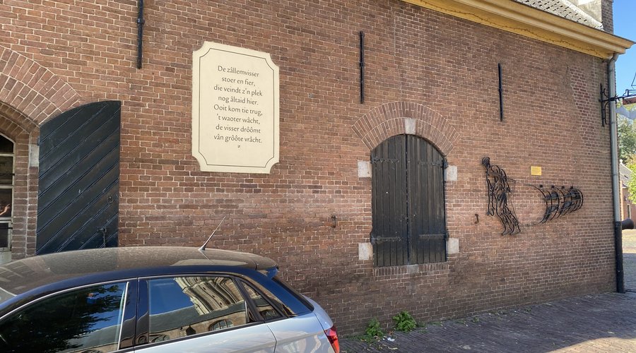 Zijgevel van het Visserijmuseum.