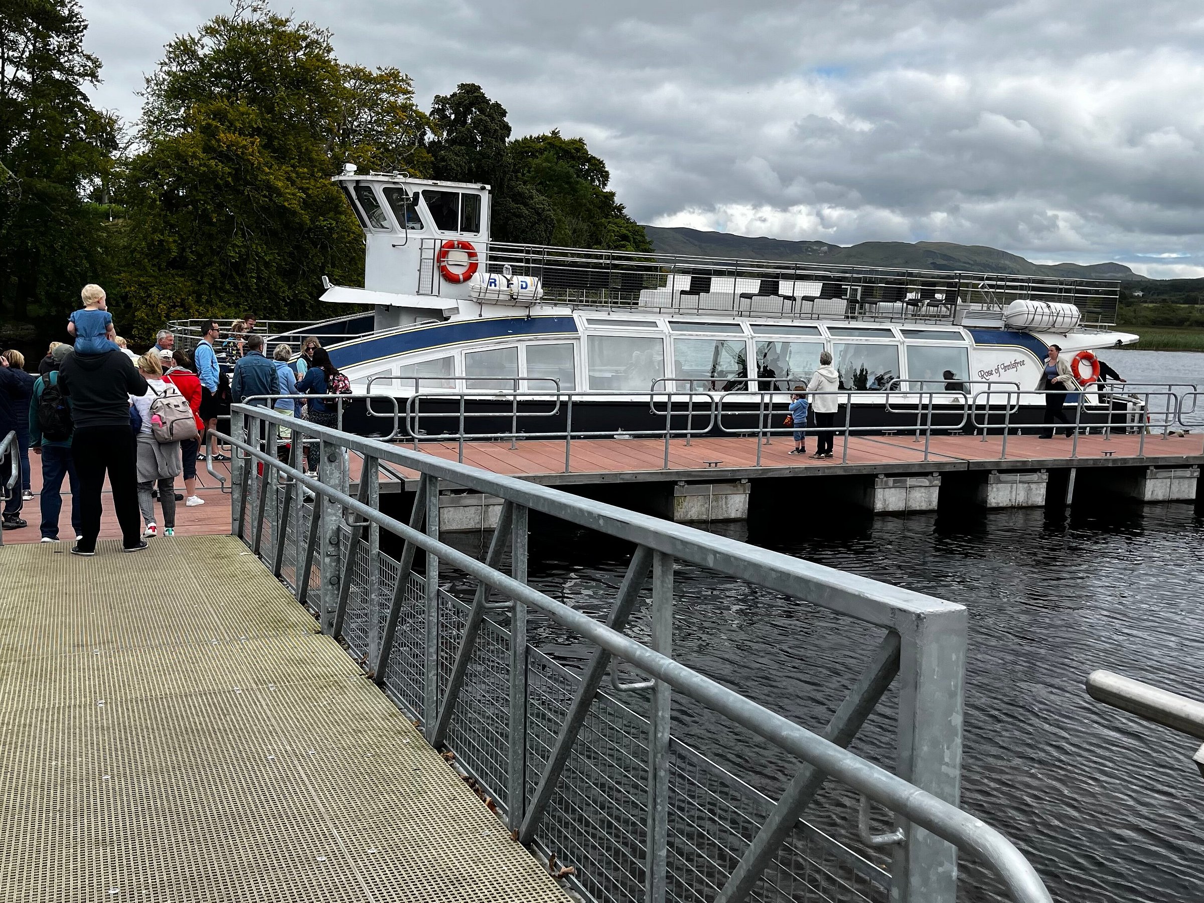 innisfree boat tours