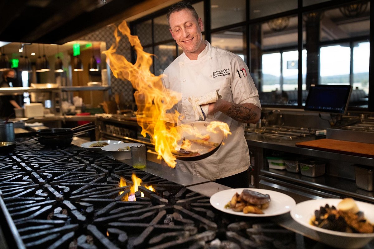 Sunriver's Best Dining Options to Beat the Summer Heat