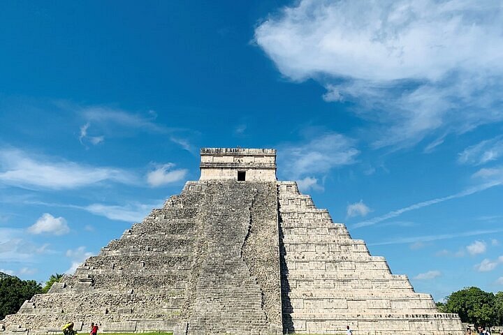 chichen itza and cenote tour from cancun