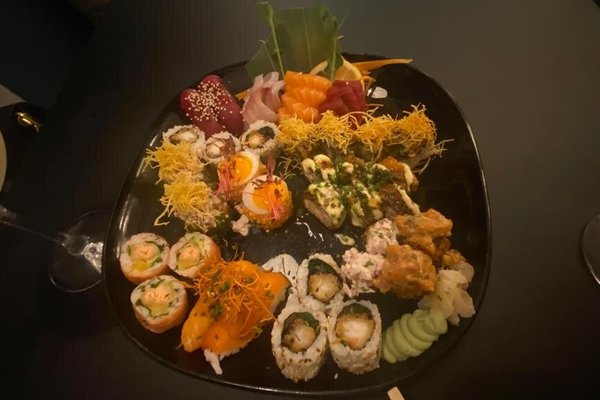 Subarashi Sushi Saloon em Vila Nova de Gaia Cardápio