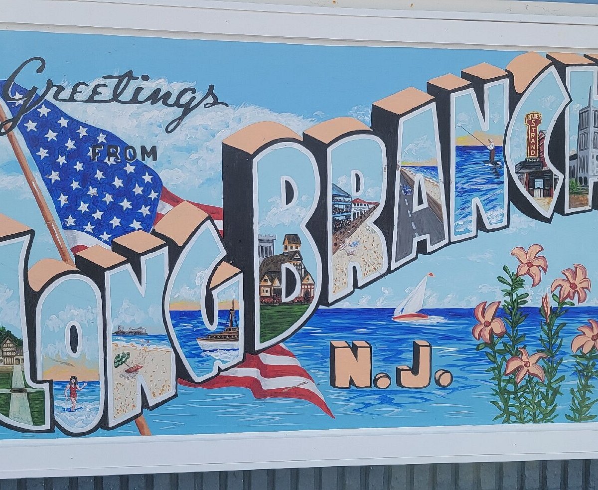 Long Branch, New Jersey, Narrow Long Branch Boardwalk. (I…