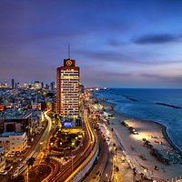 The hotel is located in the middle of the beautiful Tel Aviv shoreline. The hotel's central location and amazing views make it a popular choice for visitors, whether staying for business, conventions or leisure
