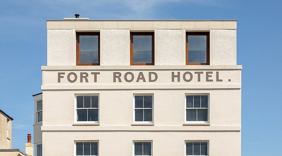 Fort Road Hotel