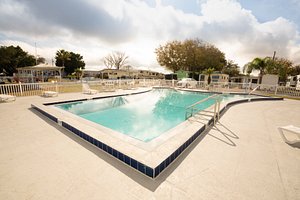 RV Resort in Davenport, FL - Sun Retreats Orlando ChampionsGate