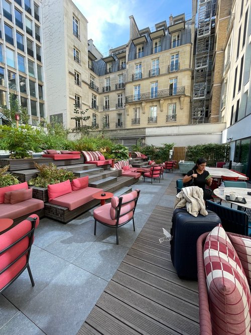 CITIZENM PARIS CHAMPS-ELYSEES - Updated 2022 Prices & Hotel Reviews ...