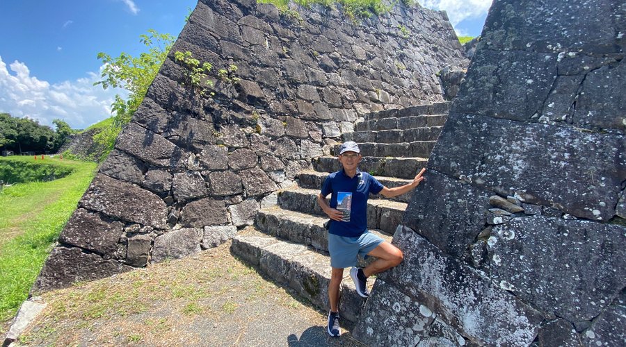 石段を登って本丸へ
