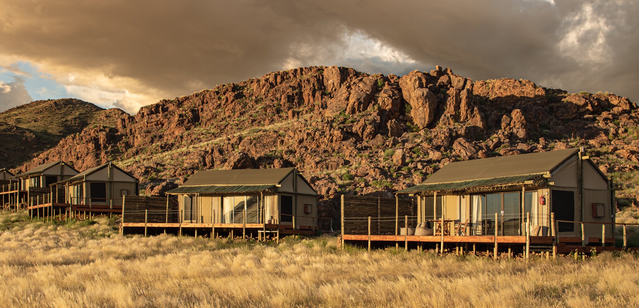 THE ELEGANT DESERT CAMP - Updated 2023 Prices & Guest House Reviews ...