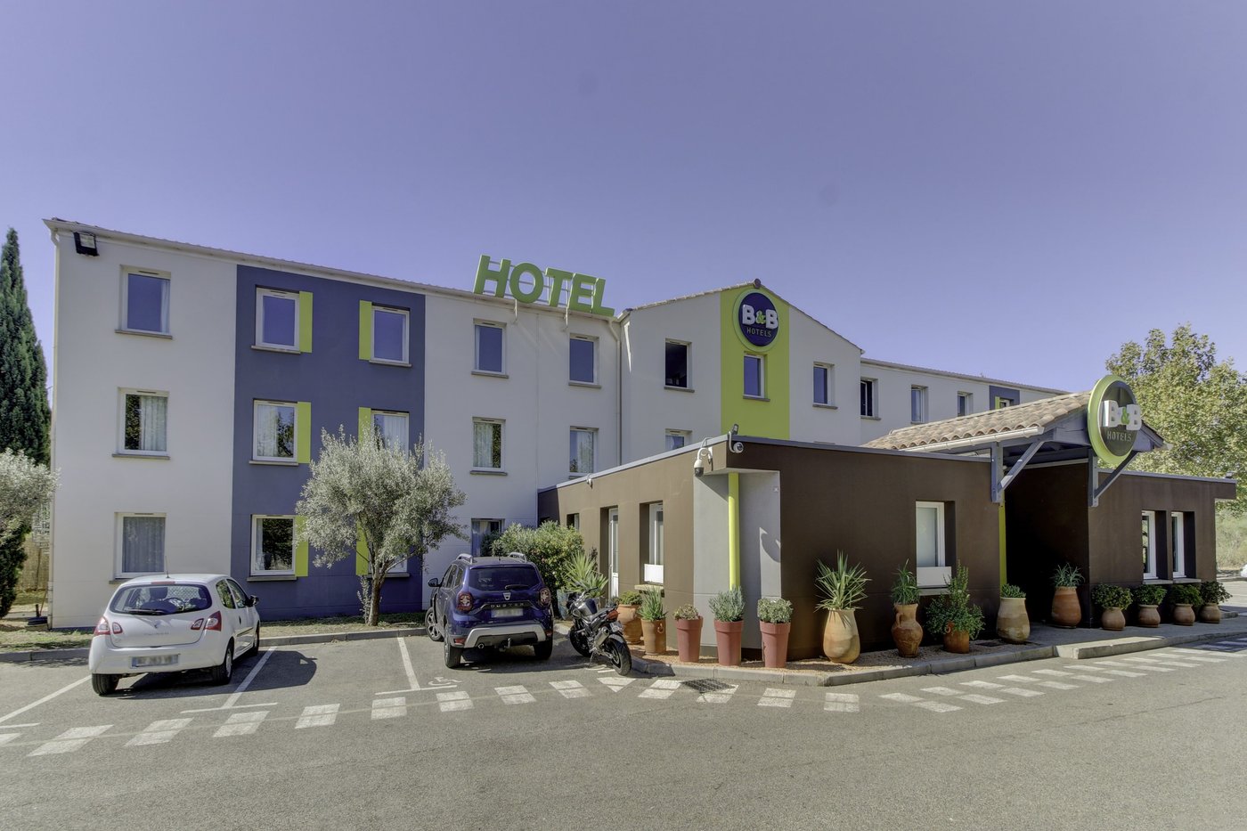 B&B HOTEL TOULON OLLIOULES - Prices & Reviews (France)