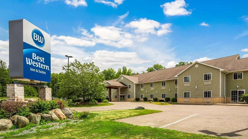CRANDON INN & SUITES Updated 2024 Prices, Reviews (WI)