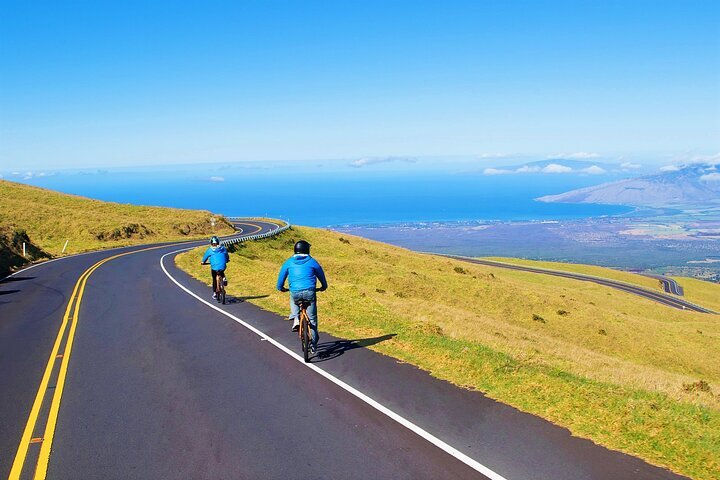 Haleakala sunrise bike online tour