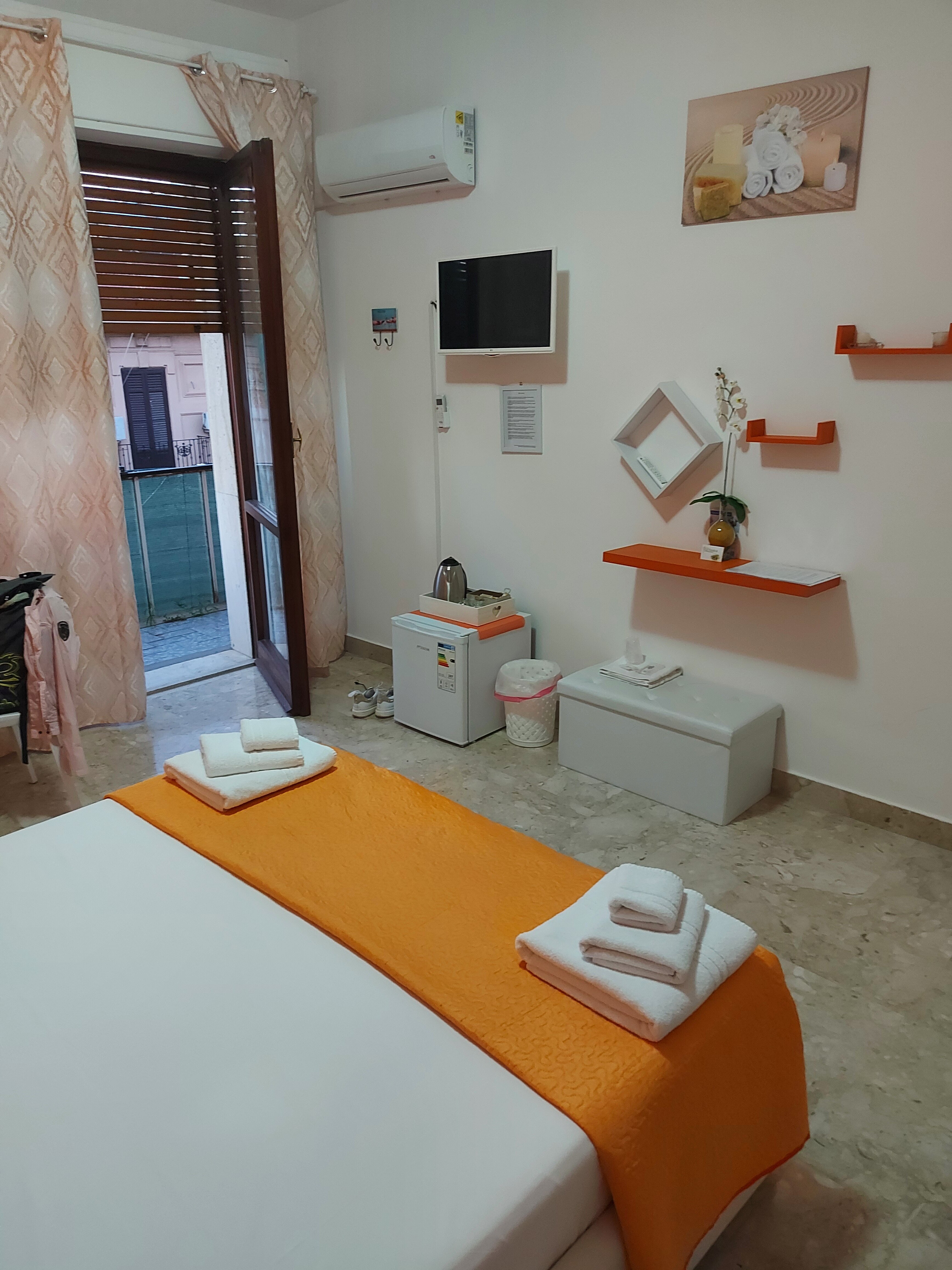 B&B LA FENICE - Reviews (Palermo, Sicily)