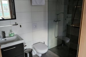 Room & Suite