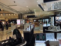 Louis Vuitton Seoul Lotte Jamsil Men Store in Seoul, Korea
