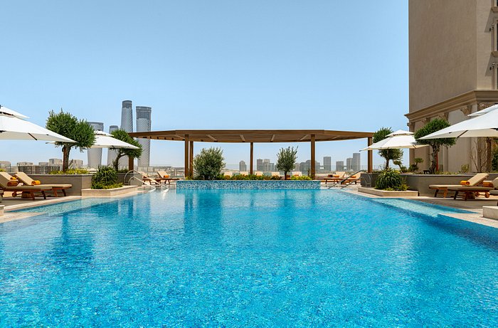 Le Royal Meridien Doha Pool Pictures & Reviews - Tripadvisor