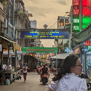 Lock & Lock - Crescent Mall - Ho Chi Minh City - District 7