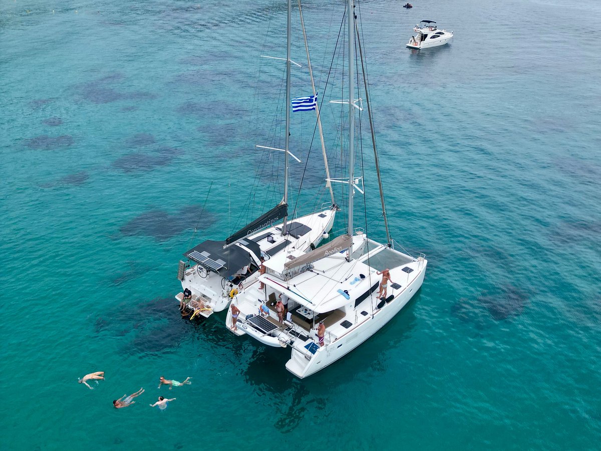 naxos catamaran reviews