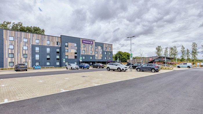 premier travel inn milton keynes