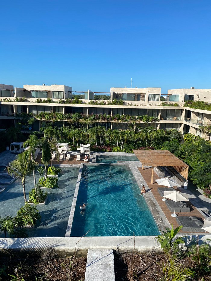 mistiq tulum condominium