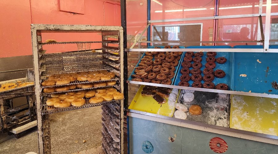 Dixie Cream Donuts