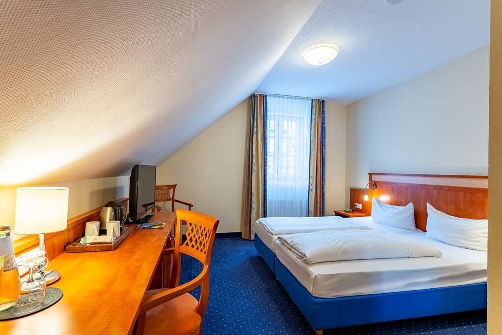 발트호텔 에스케스호프 (Best Western Waldhotel Eskeshof, 부퍼탈) - 호텔 리뷰 & 가격 비교