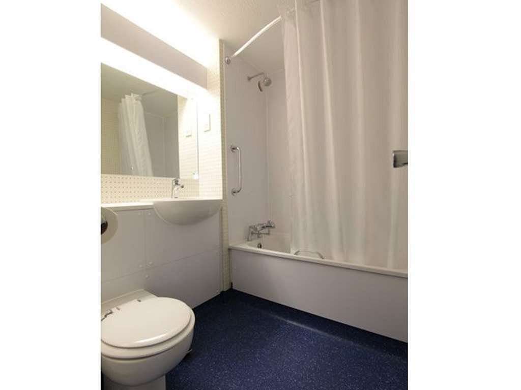 TRAVELODGE NORTHAMPTON UPTON WAY (Нортгемптон) - отзывы, фото и сравнение  цен - Tripadvisor