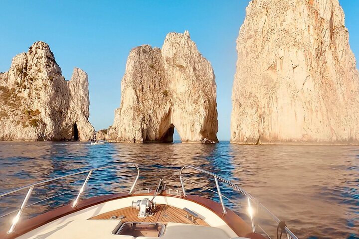 capri island boat ride with swimming sights and limoncello