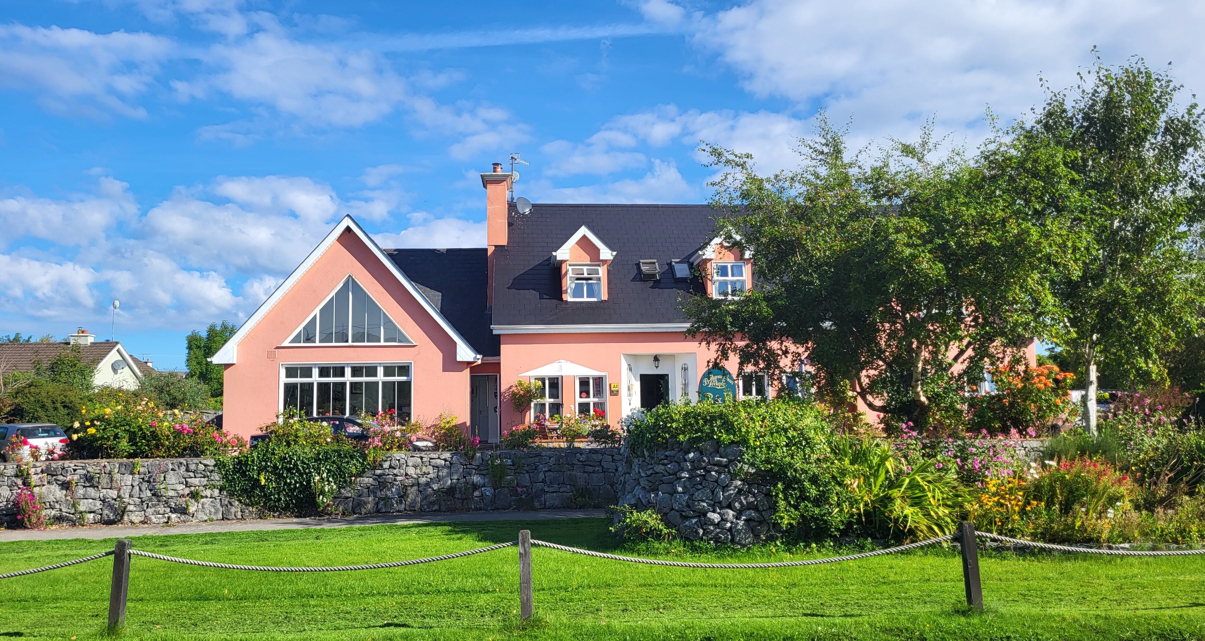 BALLYVAUGHAN LODGE - Updated 2023 Prices & Guest House Reviews (Ireland ...